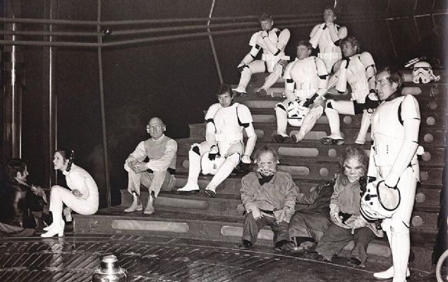                                                                 Carrie Fisher, John Hollis, Jack Purvis ve Alan Austen in Star Wars: Episode V - The Empire Strikes Back (1980)                                                           