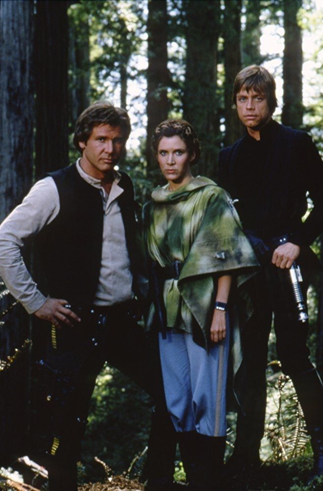                                                                 Harrison Ford, Carrie Fisher ve Mark Hamill in Star Wars: Episode VI - Return of the Jedi (1983)                                                          