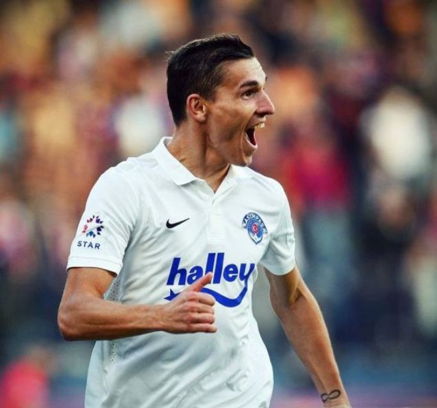                                                                 DAVA PAVELKA - KASIMPAA                                                       