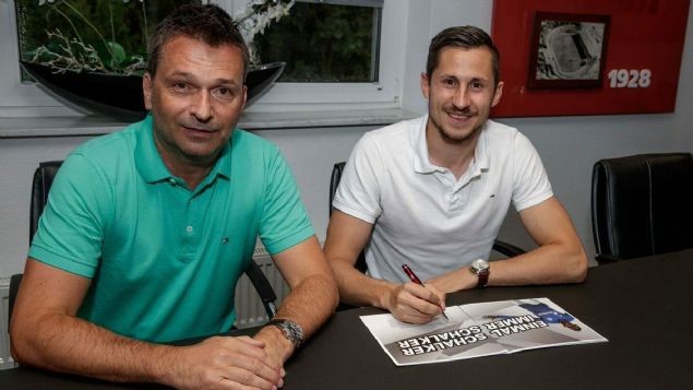                                                                 Steven Skrzybski | Union Berlin - Schalke 04 | 3.5 milyon Euro                                                       