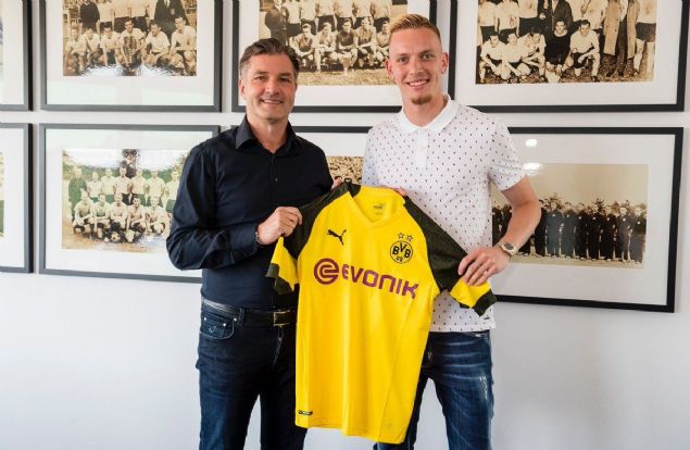                                                                 Marius Wolf | Frankfurt - B. Dortmund | 5 milyon Euro  <br><br>  (fanatik)                                                       