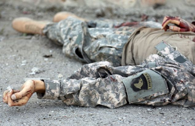  Patlamann hemen ardndan dier terristler ate aarak ieri girmek istedi.    