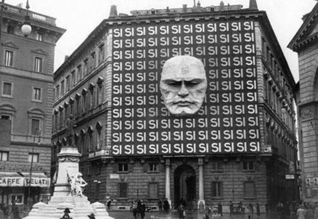                                                                 Benito Mussolini ve Ulusal Fa�ist Parti'nin Roma'daki genel merkezi (1930)                                                                                   