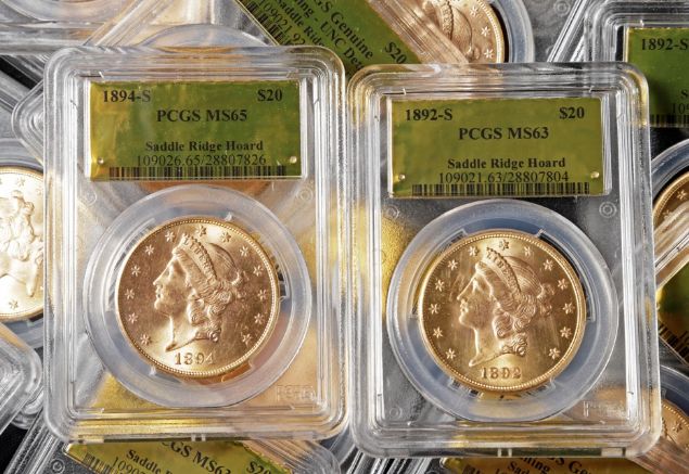 Aileye danmanlk yapan eski para uzmanlarndan David McCarthy, 'Gemite, ok deerli binlerce altn madeni parann bulunduu batk gemi enkazlarn biliyoruz. Ama bu trde bir gml hazineyi duymadk' dedi.    