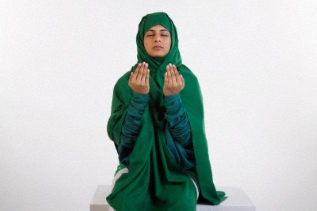 Allahm,  Kendi gayret ve aktivitelerimizin yannda, senin tevfik ve inayetine de fevkalde nem verelim. Her hareketimizde rzana mazhar olma yollarn aratralm. Senin inayetine vesile saylan birlie-beraberlie olaanst ihtimam gsterelim Ya Rabbi!  