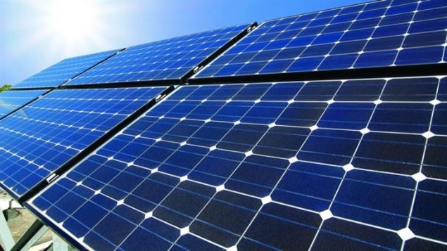 Yenilenebilir enerji kaynaklar�na dayal� olarak konutlarda kurulu tesislerde elektrik �retimi yapan ve ihtiya� fazlas�n� satan ki�ilerin esnaf muafl���ndan yararlanabilmesi i�in �retim tesisinin sahip olunan veya kiralanan konutlar�n �at� veya cephelerinde kurulu olmas� �art� aranacak.     