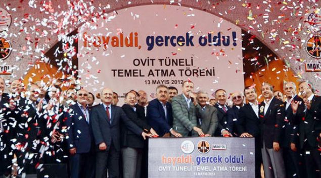Hayata ge�irilmesi y�llarca g�ndemden d��meyen Ovit T�neli Projesi ise Cumhurba�kan� Recep Tayyip Erdo�an'�n Ba�bakanl��� d�neminde tekrar masaya geldi ve 13 May�s 2012 tarihinde temel at�ld�.    
