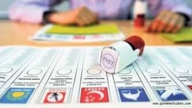 Se�im g�n� yani yar�n saat 06.00'dan 24.00'e kadar alkoll� i�ki sat�lamayacak, i�kili ve umumi yerlerde alkoll� i�ki verilmesi ve i�ilmesi yasak olacak, e�lence yerleri oy verme s�resince kapal� kalacak, e�lence yeri niteli�indeki lokantalarda yaln�zca yemek verilebilecek. �ay bah�eleri de kapal� olacak.     