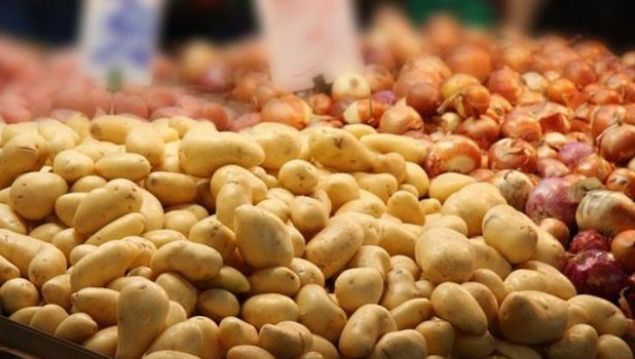 Trkiye Tarm Kredi Kooperatifleri Merkez Birlii, piyasada son dnemde ykselen patates fiyatlarn aa ekmek amacyla piyasaya patates arz etmeye balad.     