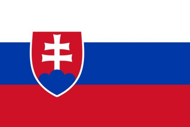  SLOVAKYA: T�rkiye�de ikamet s�resi her giri� i�in 90 g�n� ge�meyen seyahatlerinde vizeden muaft�r. Toplam kal�� s�resi son 180 g�n i�erisinde 90 g�n� ge�emez.       