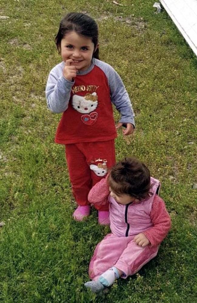                                                                   'Herkesin hakknda su duyurusunda bulunacam'  <br><br>   Hakknda aslsz ihbarlarn olduunu syleyen Mehmet Aydemir, her gn kyde olduunu sosyal medya paylamlarnn tamamen aslsz olduunu ve herkesin hakknda su duyurusunda bulunacan ifade etti.                                                        