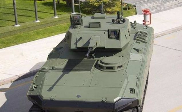                                                                 Trk Silahl Kuvvetleri ile dost ve mttefik dnya ordularnn taktik ve teknik ihtiyalarn karlama amacyla gelitirilen yeni nesil zrhl paletli aralarn son yesi Kaplan YN-ZMA, muharebe arlna bal olarak 22-25 Bg/ton g arlk orannda, otomatik anzmanl, ana muharebe tanklar ile ortak hareket yeteneine sahip.                                                         