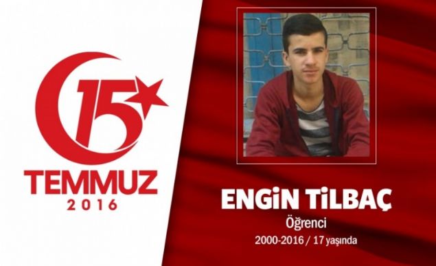 renci Henz 16 yanda olan Engin Tilba, 15 Temmuz gecesi darbe giriimini protesto ederken tankn altnda kalarak ehit oldu. Yz tannmaz halde olduu iin kimlii tespit edilemeyen Tilban ailesi,  gn boyunca Tilba aradktan sonra sonucu DNA testi ile gencin hayatn kaybettiini rendi. Gen ehidin annesi zihinsel, babas fiziksel engelliydi. Malatyal Engin Tilba, 15 Temmuz gecesi Cumhurbakan Erdoann meydanlara inin arsyla birlikte dar kt. Fetullah Terr rgt'nn darbe giriimini protesto eden 16 yandaki Tilba, Batabya Klas nne giderek darbecilerin karsna dikildi. Kladan k yapan tanklar engellemek isterken ehit edilen Engin Tilban ailesi, memleketleri Malatyada tatildeydi. ocuklarndan 3 gn boyunca haber alamayan zihinsel engelli anne ve fiziksel engelli babaya, aranan oullarnn ac haberini Adi Tp verdi. Adli Tp ekiplerinin yapt DNA testi sonucunda kla nnde tanklarla ehit edilen siviller iinde Sultangazili 16 yandaki Engin Tilba da bulundu. ehit Tilban cenazesi, 21 Temmuzda memleketi Malatyaya gtrlerek Ptrgeye defnedildi. ehidin ismi, Adyamanda bir anaokuluna verildi.      