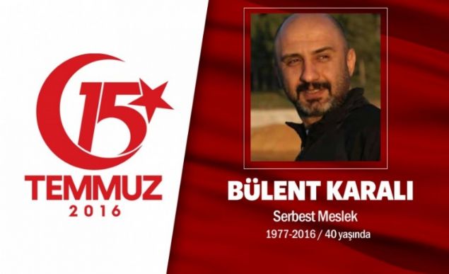 39 yandaki Blent Karal, Ankara Etimesgut'ta oturuyordu. 15 Temmuz darbe giriimi gecesi arkadalaryla birlikte direni iin sokaa kt. Cumhurbakanl Klliyesi'ne girmeye alan hain darbecilerle att. Darbecilerin kurunlarnn hedefi oldu, Cumhurbakanl nnde ehadet erbetini iti. Ankara Kocatepe Camii'nde 8 vatan kahraman ile birlikte Karyaka mezarlnda son yolculuuna uurland.             