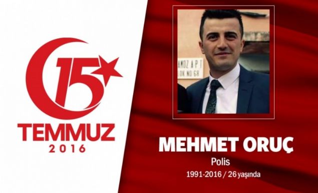 Doumlar bir, ehit olmalar bir oldu. Adanal ikiz karde Ahmet ve Mehmet Oru, Adana'da evik Kuvvet ube Mdrlnde grev yapyorlard. 6 ay arayla evlendiler, Ahmet Oruun ei 7 aylk hamileydi. Helikopter pilotu eitimi almak iin Ankaraya geldiler. 15 Temmuz gecesi Glba zel Harekat Daire Bakanlndaydlar. Hain darbeciler, ele geirdikleri sava uaklaryla Glba zel Harekat Daire Bakanlna bomba yadrdlar.         