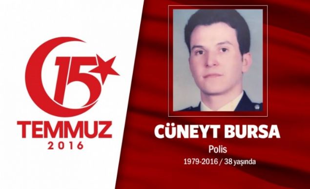 37 yandaki Emniyet Amiri Cneyt Bursa, evli ve iki ocuk babasyd. 15 Temmuz gecesi Ankara Emniyet Mdrlnde grev yapmaktayd. Kaaklk ube Mdrl'nde grev yapan Cneyt Bursa, hain darbe giriimi haberini alr almaz elik yeleini giyerek cuntaclara kar kahramanca mcadele etti. Darbeci hainlerin Ankara Emniyet Mdrl'n bombalamas sonras ehit oldu. 3 aylk Kerem Cneyt ve 8 yandaki Ceylin, ondan yadigar kald. 8 yandaki Ceylin'in ehit babasnn cenazesinde syledii, 'Benim babam bir kahraman ve kahraman kalacak. szleri herkesi duygulandrd.Emniyet Amiri Cneyt Bursa, Ankara Kocatepe Camii'ndeki cenaze namaz sonras son yolculuuna uurland   