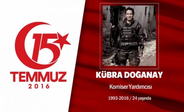 23 yandaki Kbra Doanay, zel harekat polisiydi. Gazi niversitesi Gzel Sanatlar Eitimi Resim- retmenlii blmnde eitim grm, arkadalar Cennet Yiit ve Glah Gler'le birlikte polis olmaya karar vermilerdi. Komiser yardmcs Doanay, ayn arkadalar gibi 8 aydr polisti, Diyarbakr Sur'daki operasyonlara katld, geri dnd. 15 Temmuz gecesi  arkada, grev ba emriyle birlikte, Ankara'daki Glba zel Harekat Daire Bakanl'na gitti. Kbra Doanay da ayn arkadalar Cennet Yiit ve Glah Gler gibi, hain darbecilerin gasp ettii sava uaklaryla yapt saldrda ehit dt.ehit Kbra Doanay, memleketi Kayseri'nin Yeilhisar ilesinde son yolculuuna uurland. ehidin ad, ilesinde yaplacak olan Fen Lisesi'nde yaayacak.              