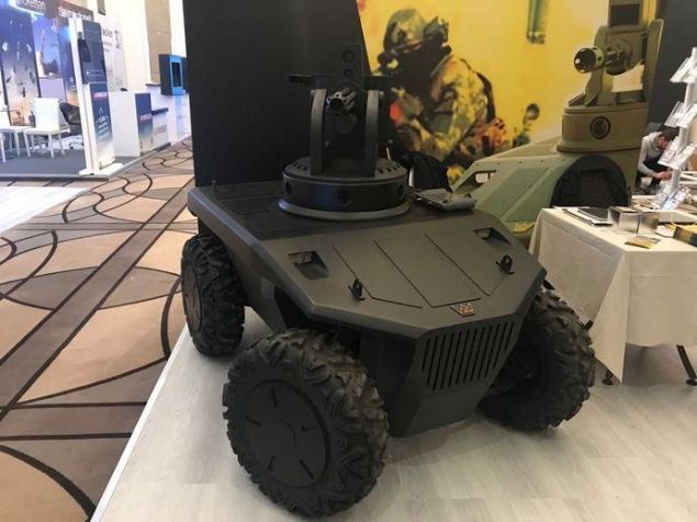 Ancak Varank��n devam�nda s�yledikleri �nemliydi. ��nk� bakan�n s�yledikleriyle ge�en hafta ziyaret etti�i Gebze Organize Sanayi Teknopark�ta kendisine g�sterilen, kulu�kadan ��kmakta olan teknolojiler aras�nda do�rudan ba�lant� vard�.  