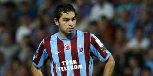                                                                 2010-11 sezonu banda yazl basnda ska Galatasaray'n Seluk'la ilgilendii ynnde haberler kt. Ancak Seluk ve Trabzonspor ynetimi bu haberleri yalanlad.                                                                              