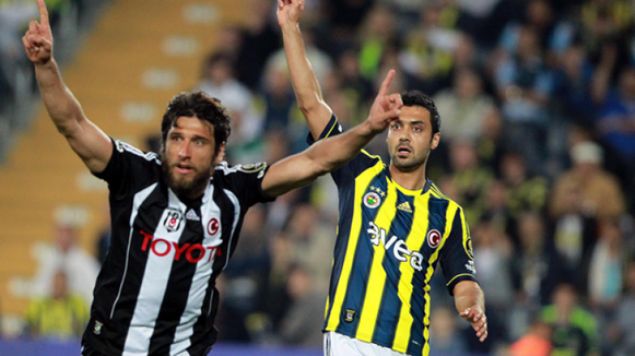                                                                 Egemen 2008-09 sezonu yaz transfer dneminde, Trabzonspor'la  yllk szleme imzalad. Trabzonspor'un 3 yl formasn giyen baarl stoper 84 lig manda 7 gol kaydetti. 2009-10 sezonu ncesi Trabzonspor'un kaptan olarak ilan edilen Egemen 14 Eyll 2009'da stanbul Bykehir Belediyespor ile oynanan lig manda '3' gol atarak hatrick yapan savunma oyuncular arasnda yerini ald.                                                        