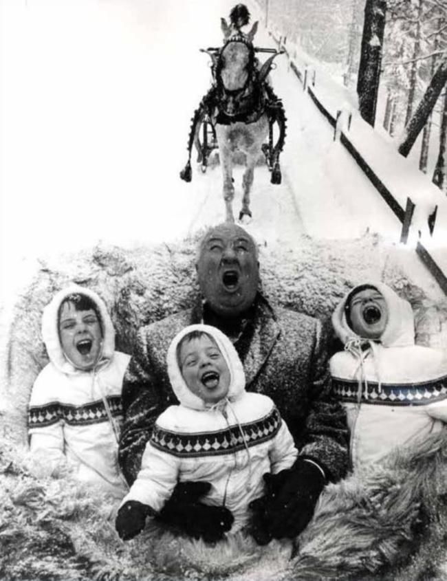                                                                  Alfred Hitchcock, torunlar�yla kar tanelerini yakalamaya �al���rken, 1960.    