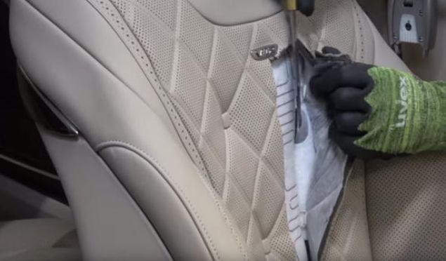                                                                 Bakla nce koltuun d klfn kesen YouTuber baba daha sonra koltuun iini ite byle didik didik etti.                                                       