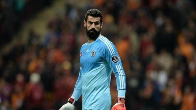                                                                 VOLKAN DEM�REL (FENERBAH�E)                                                       