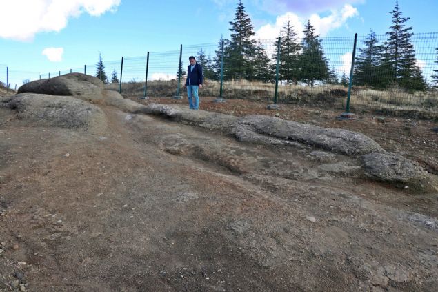                                                                 'Ejderha Ta efsanesini tekrar Harput'ta yaatacaz'  <br><br>  Atc, Elaz Belediyesi olarak koruma altna aldklar Ejderha Ta'n, evresinde yapacaklar kapsaml bir almann ardndan 2019 Austos ay gibi turizme amay planladklarn belirtti.                                                         