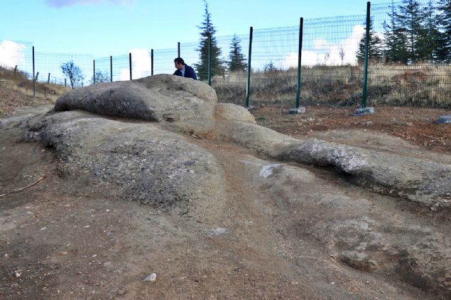                                                                 KUDEB sorumlusu ve sanat tarihi uzman Kadir Atc, AA muhabirine yapt aklamada, antik alardan itibaren Anadolu'nun nemli yerleim merkezlerinden biri olan Harput'un Urartu, Pers, Roma, Bizans, Seluklu ve Osmanl gibi medeniyetlere ev sahiplii yaptn belirtti.                                                          