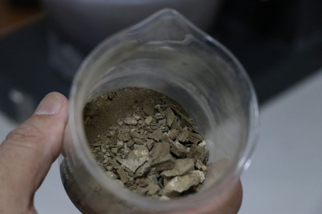                                                                 '12 yllk petrol ihtiyacmz karlayabilecek bir rakam'  <br><br>  ncelikli hedeflerinin yerli ve milli kanser ilac retmek olduunu dile getiren ener, ikinci planda ise petrol elde ettiklerini kaydetti.                                                          