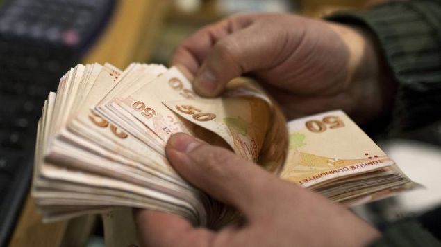                                                                 SKK VE BA-KURLU N EMSAL OLUR   <br><br>  Trkiye Emekliler Dernei'nin (TED) Hukuk Danman avukat Cafer Tufan Yazcolu, aile yardmnn memur emeklisinin geimi iin nemli olduuna dikkati ekti.                                                          