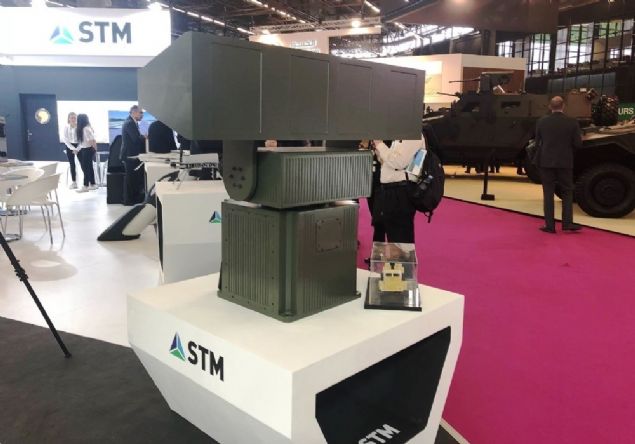                                                                 'Bunun yan�nda yerli ve milli teknolojinin geli�tirilmesi i�in bilinmedik, T�rkiye'de �ok fazla ortada olmayan teknolojilerin �lkeye kazand�r�lmas� i�in ciddi �al��malar�n alt�na imza atma kararl���nday�z. �n�m�zdeki 5 y�l i�inde STM'yi mevcut kabiliyet ve �r�nlerini uluslararas� pazarlara ta��yan, global oyuncularla rekabet eden bir firma olarak g�rece�iz. Siber g�venlik, otonom sistemler, yapay zeka ve deniz sistemleri alan�nda yapt���m�z yat�r�mlarla uluslararas� pazarlarda global rakiplerimizin hegemonyalar�n� k�rmak istiyoruz.'                                                            