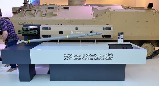                                                                 C�R�T termobarik harp ba�l��� ile daha etkili<BR><BR>  S�n�f�n�n en uzun menzilli f�zesi olan 2.75� Lazer G�d�ml� F�ze C�R�T, geli�imini, termobarik tesirli yeni harp ba�l��� ile s�rd�r�yor.                                                           