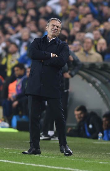                                                                 Ma�a �ok iyi ba�layan Fenerbah�e, Ayew ve Skrtel ile �ne ge�erken oynanan futbol taraftar� mutlu etmi�ti...                                                        