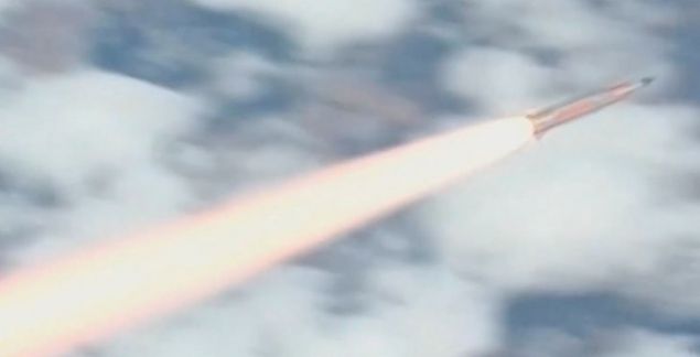  Avangard (Avantgarde) hipersonik kanatl� plan�rl� stratejik f�ze sistemi    