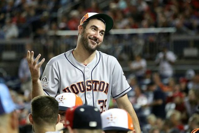                                                                 Justin Verlander - 29.4 milyon Dolar  <br><br>  Beyzbol, Houston Astros                                                        
