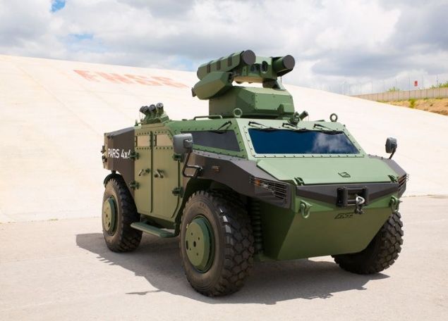 PARS 4X4  <br><br>  25-30 Bg/ton gcndeki ara 1.9 mlik dk bir siluete ve amfibi zellie sahiptir. 5 kiilik mrettebat bulunan ara hibir hazrlk gerektirmeden derin ve akntl suda operasyon yapabilir.      