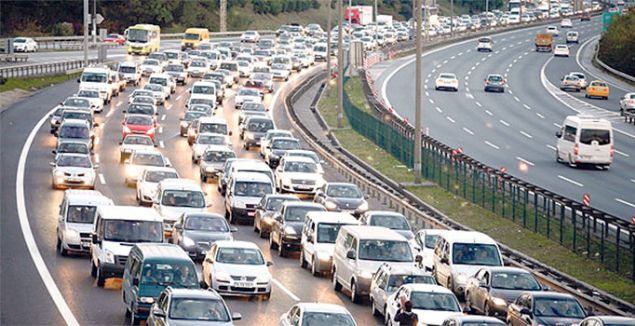 Motor silindir hacmi: 1601-1800 cc<br>  12-15 ya�: 742 TL   