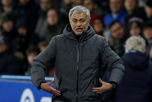                                                                 SALAH'I BEN SATMADIM!<br><br>  Onu �talyan futboluna kiral�k g�ndermeye karar verdik ��nk� daha taktiksel ve fiizkseldi. Fiorentina gidebilece�i iyi bir kul�pti. Kul�p onu satmaya karar verdi�inde bu karar�n i�inde ben yoktum. Ben onu transfer ettim, satmad�m. Onunla ili�kim olabilecek en iyi seviyede.  <br><br>                                                       (sporx) 