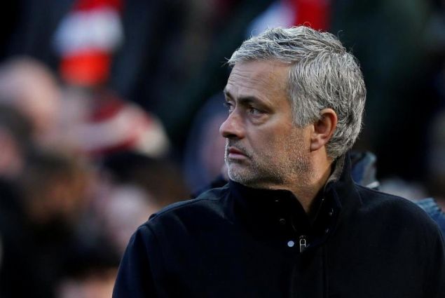                                                                 'SALAH KAYBOLDU'<br><br>  Onu ald�rd�m ancak Willian, Hazard gibi oyuncular�m�z da vard�. Londra'ya geldi ve yeni bir d�nyada kayboldu. Daha iyi olmas�, geli�mesi i�in onunla �al��mak istedik ancak her dakika oynamak ve beklemek istemiyordu.                                                        