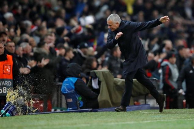                                                                 MADR�D �LE GOL REKORU KIRDIK!<br><br>  Real Madrid'de insanlar �spanya Kral Kupas�'n� kazand���m�z� ve ligi rekor puanla, 100 puanla kazand���m�z� unutuyor.                                                        