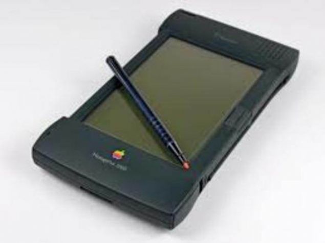                                                                 1993 - Apple Newton                                                         