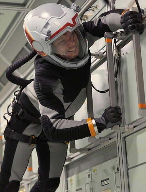                                                                   Gezegendeki radyasyon orannn olduka yksek olduunu belirten uzmanlar, bu orann Mars'ta grev yapan astronotlarn kansere yakalanma riskini nemli lde artrd grnde.                                                         