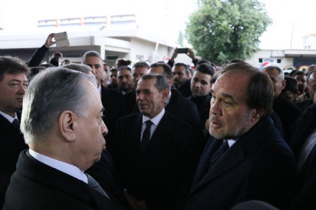                                                                 Yldrm Demirren, Teknik Direktr Fatih Terim ile ailesine basal dileinde bulundu.                                                         