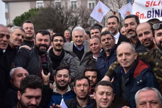  'DERTLERNZ BLEN KADROLAR VAR'   <BR><BR>  Silivri'nin, stanbul'un arazi olarak en byk ilelerinden biri  olduunu ifade eden Yldrm, szlerine yle devam etti: 