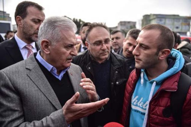 Silivri'de 2004-2009 dneminde belediye bakanl yapan Hseyin  Turan'n, o dnemde canla bala alarak hizmet ettiini ifade eden Yldrm,  Turan'n bu ekiple beraber almaya devam edeceini belirtti.   