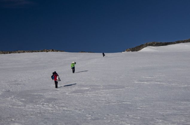                                                                 ki yl veri salayacak  <br><br>  Sz konusu istasyondan iki yl boyunca rzgar hz, rzgar yn, scaklk, nem, ya, basn, kar kalnl, global gne radyasyonu ve gnelenme sresi gibi meteorolojik veriler elde edilecek.                                                           