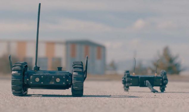 LK SINAVI ASELSAN'A KARI VERDLER  <br><br>  te yandan, proje uygulama takvimleri dorultusunda 1. ve 2. Seviye Hafif Atlabilir nsansz Kara Aralar iin n prototip gsterimi gerekletirildi.   