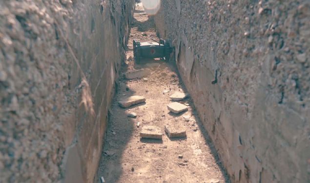 4 FRMA, 16 ARA  <br><br>  lgili seviyelere ynelik Emniyet Genel Mdrl Zrhl Taktik Ara-2 Projesi kapsamnda Altnay A, Elektroland Savunma A, Esetron Ltd. ti. ve HOYTEK Ltd. ti. ile Teknoloji Kazanm Ykmll Szlemeleri imzaland.  <br><br>  Firmalarn 2 ayda rettikleri n prototipler ilk grleri almak zere kullanclara sunuldu. n prototiplerin kullanc tarafndan denenmesi ve grlerinin alnmasnn ardndan kritik tasarm sreleri balatld. 