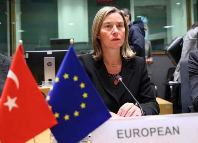 AB'nin Yeni Zelanda'yla tam dayanma iinde olduunu kaydeden Mogherini, bu zor dnemde terrle mcadele dahil her alanda i birliini artrmaya hazr olduklarn belirtti.  <br><br>  Mogherini, 'Bu tr saldrlar tm uluslararas toplumla birlikte kresel sorunlar olan terrizm, arclk ve nefretle mcadele kararllmz artryor.' deerlendirmesinde bulundu.    